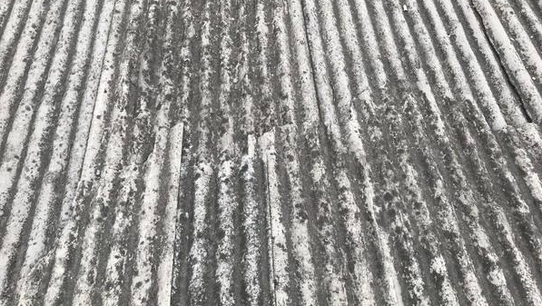 屋頂修復(fù)離不開防墜器保護(hù)